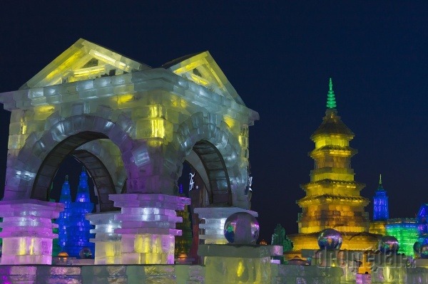 Festival ľadových sôch, Harbin, Čína