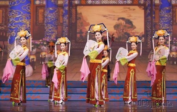 predstavenie Shen Yun 