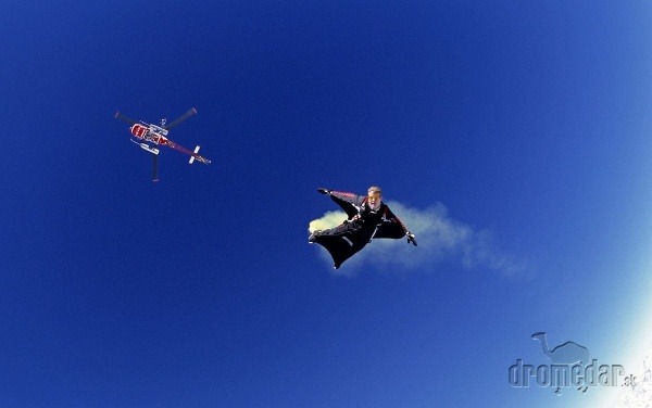 Wing suit flying