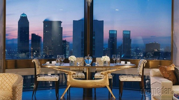 Ty Warner Penthouse Suite,