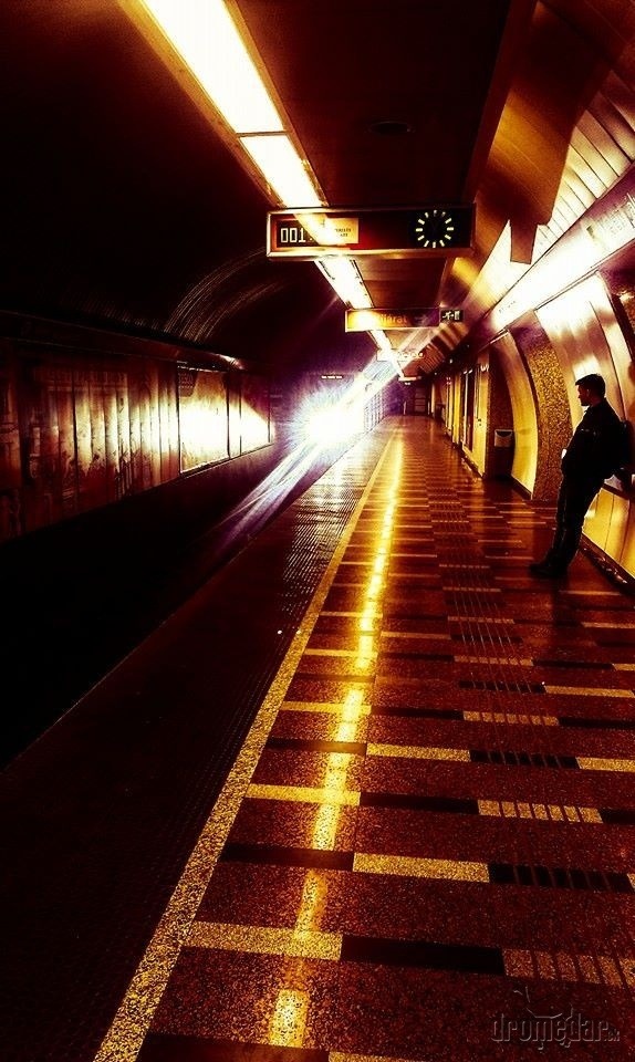 Cestovanie časom budapeštianskym metrom
Nikola