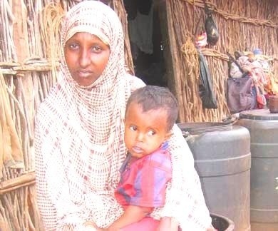 Somálska žena s dieťaťom