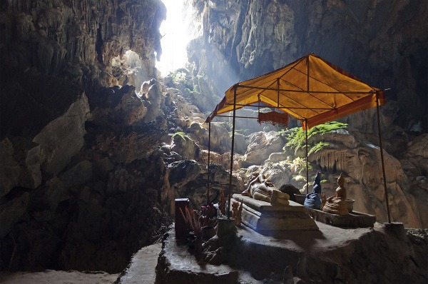Jaskyňa Tham Lod, Thajsko