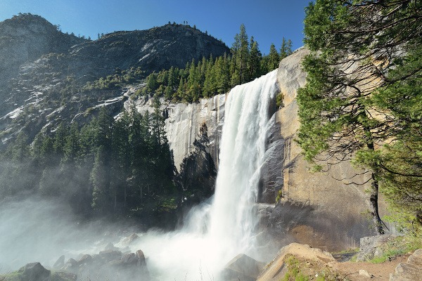 Vodopád Vernal, Yosemitský národný