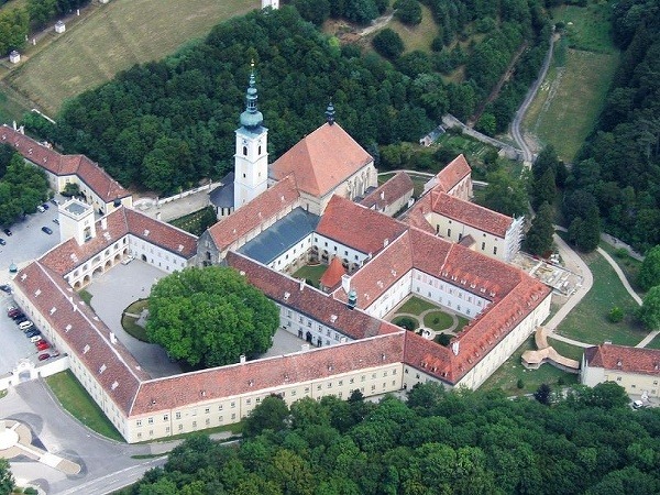Kláštor Heiligenkreuz, Rakúsko