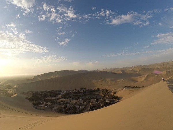 Oáza Huacachina, Peru