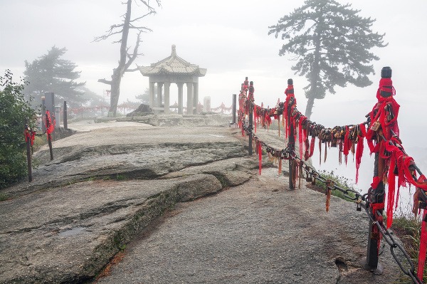 Posvätnú horu taoizmu navštevuje