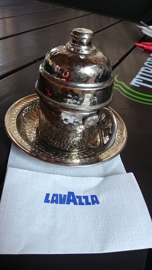 A po jedle kávička.