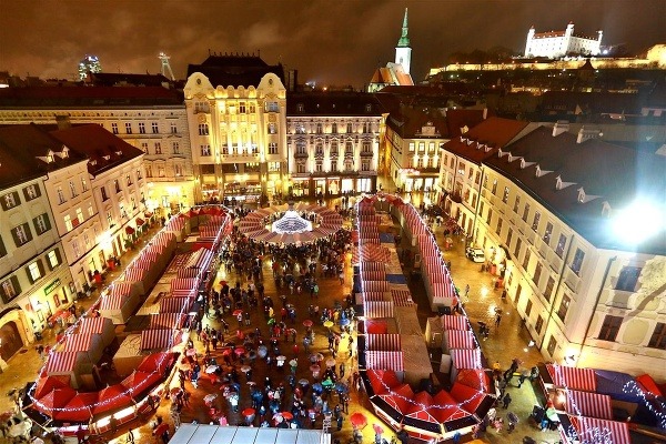 Vianočné trhy, Bratislava