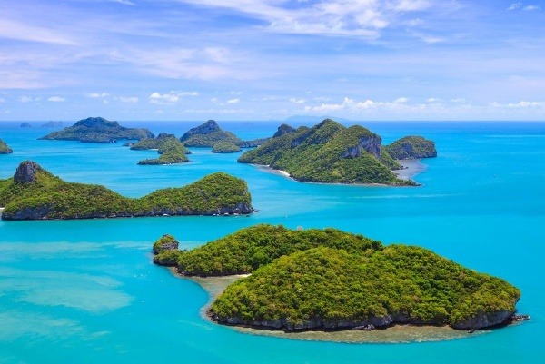 Ang Thong z vtáčej perspektívy. Nie je jednoduché povedať mu nie.