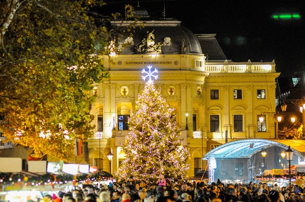 Veľký prehľad vianočných trhov: Nalaďte sa na najkrajšie sviatky roka