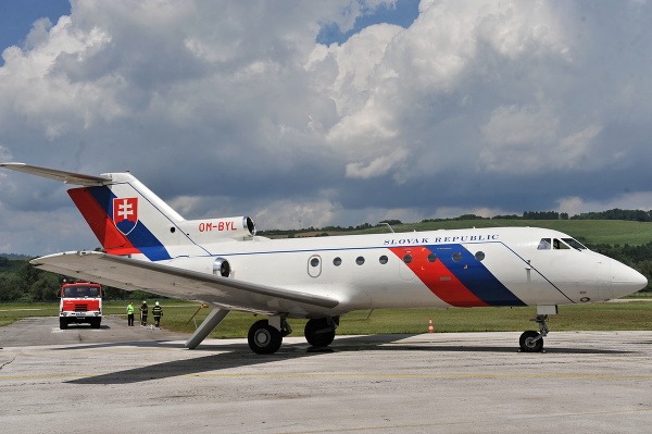 Dopravné lietadlo Jak-40 z