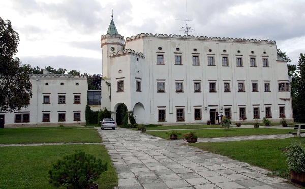 Renesančný kaštieľ v Moravanoch