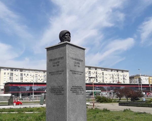 Gagarinova socha v Belehrade