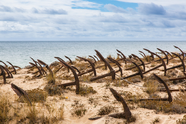 Pláž Barril, Algarve, Portugalsko