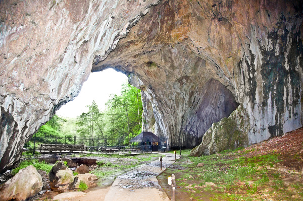 Jaskyňa Stopica, Srbsko