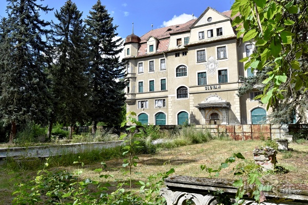 Hotel Slovan, Piešťany