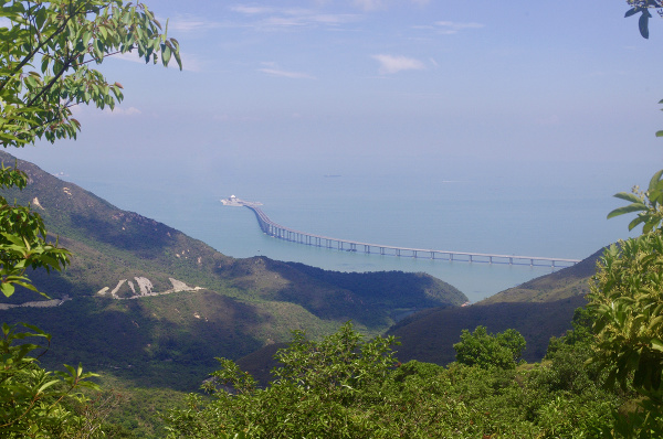 Najdlhší morský most na