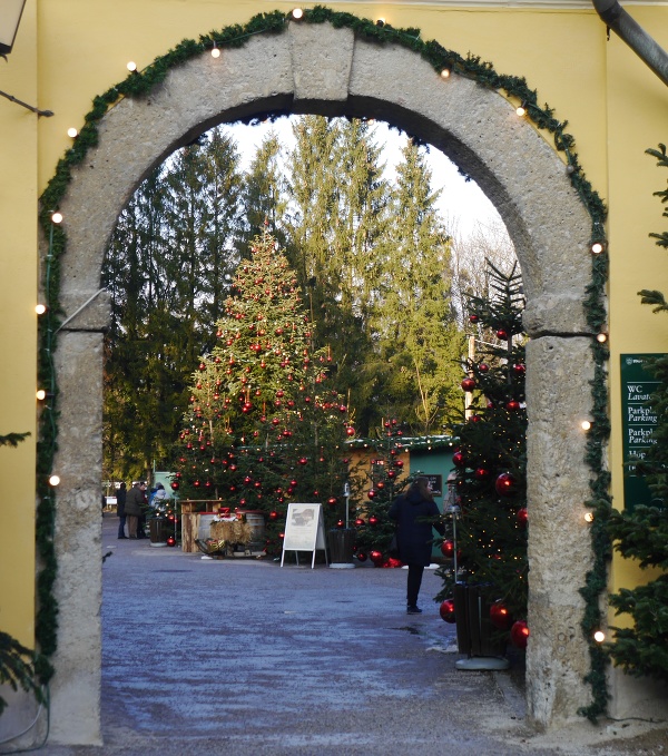 Vianočný Hellbrunn, Rakúsko