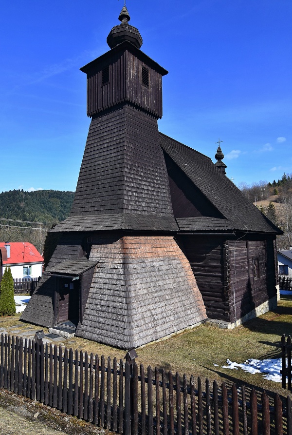 Drevený kostol zasvätený Nepoškvrnenému