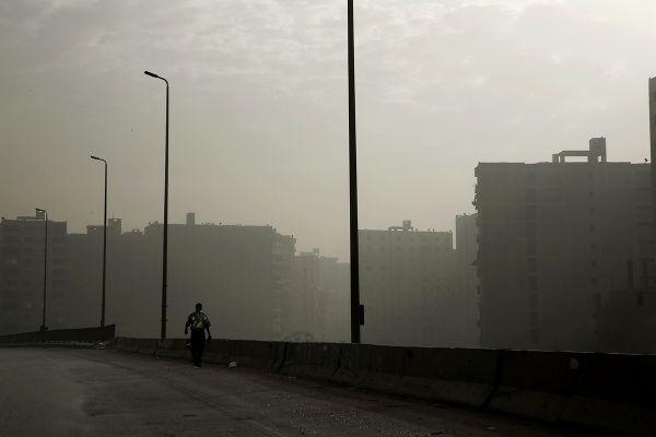 Hmlisté ráno v Káhire