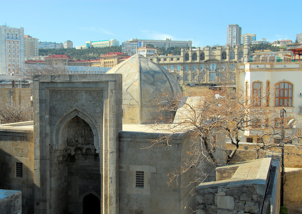 Palác širvanšáhov v Baku