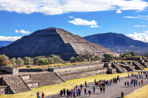 Slnečná pyramída, Mexiko