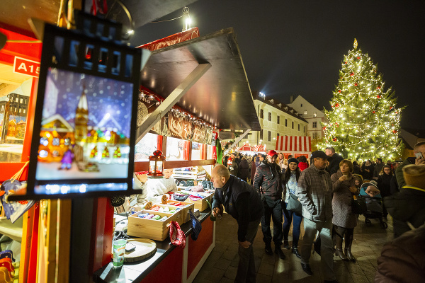 Vianočné trhy v centre