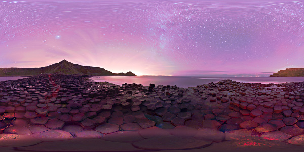  Giants Causeway, Anglicko