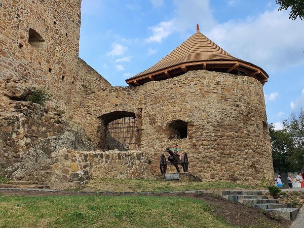 Delová bašta Fiľakovského hradu
