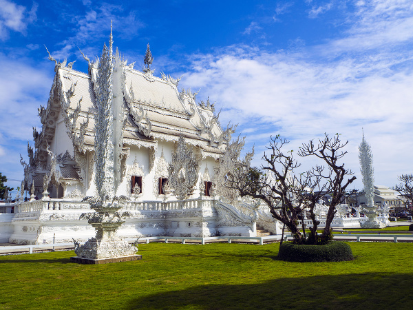 Chrám Wat Rong Khun,
