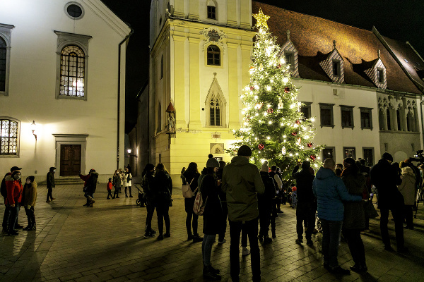 Bratislava vo vianočnom šate