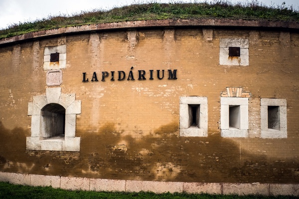 Lapidárium v Komárne