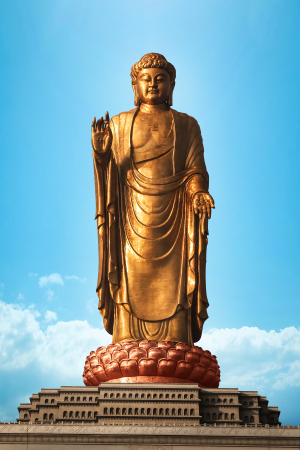 Veľký Buddha, Jarný palác,