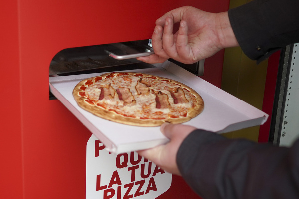 Automat na pizzu v