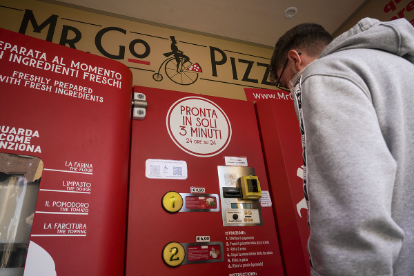 Automat na pizzu v