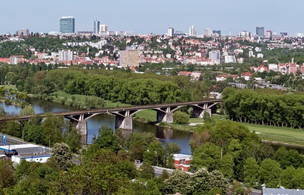 Most inteligencie v Prahe