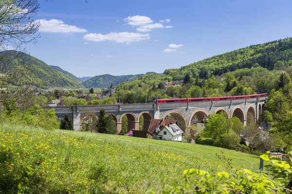 Semmeringbahn - prvá vysokohorská