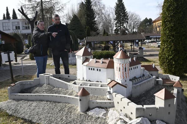 Model Čachtického hradu