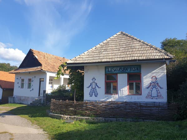 Neveľká dedina plná pokladov: