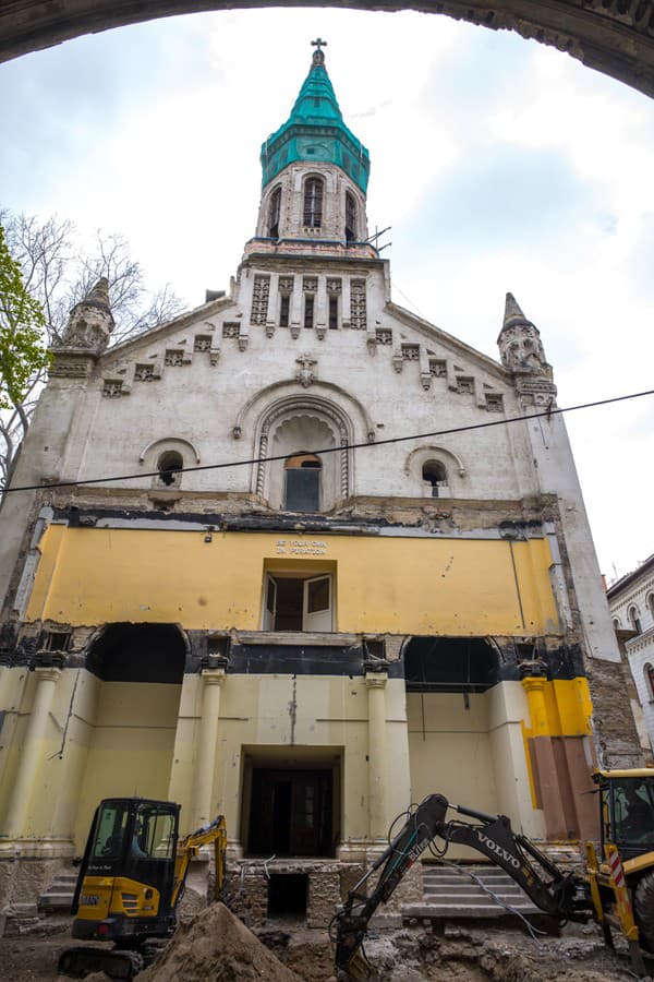 V Budapešti rekonštruujú kostol