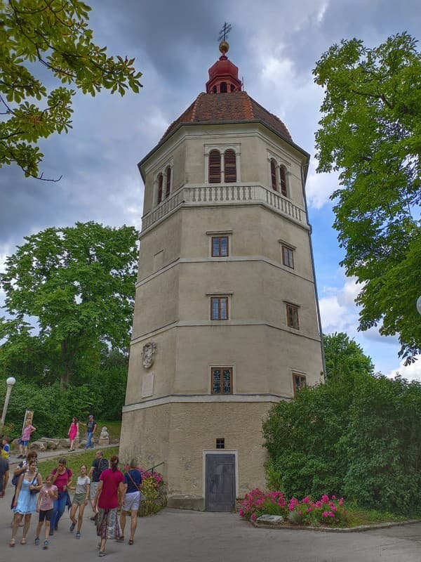 Zvonová veža na Schlossbergu
