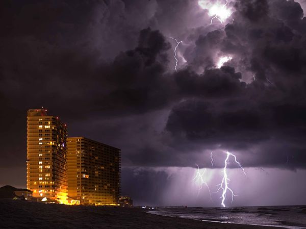 Búrka v Panama City