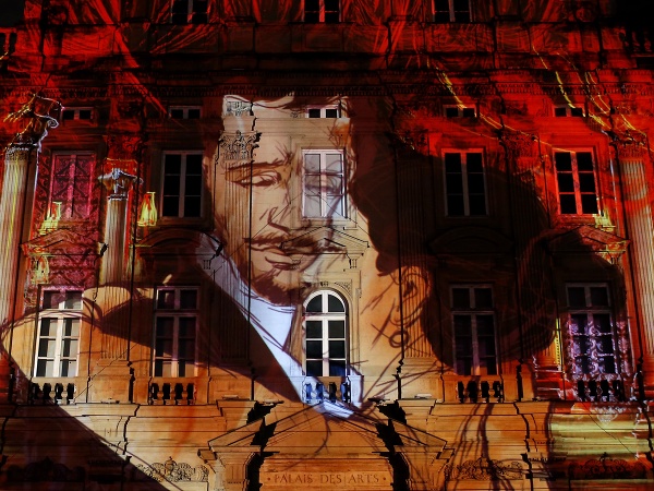 Svetelná show vo Francúzsku