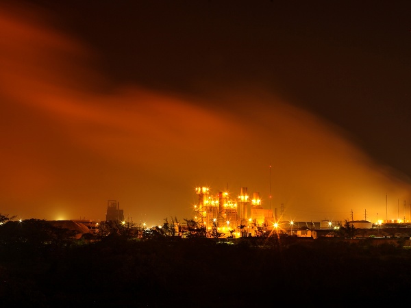 Výbuch v petrochemickej továrne Mexiku