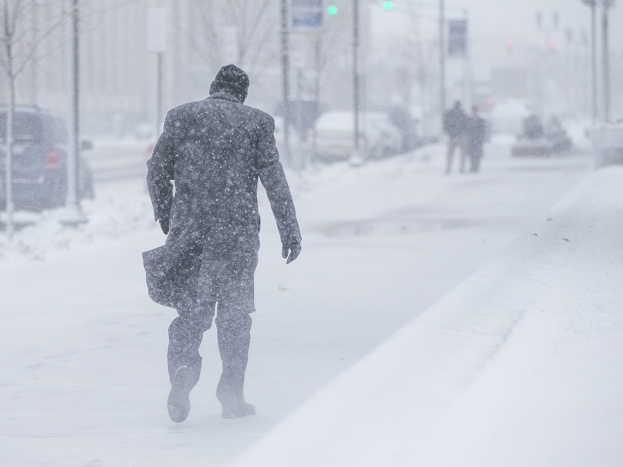 Ameriku zasiahlo snežné peklo