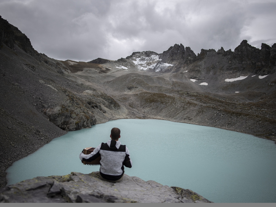 Smútok z rozpusteného ľadovca Pizol vo Švajčiarsku