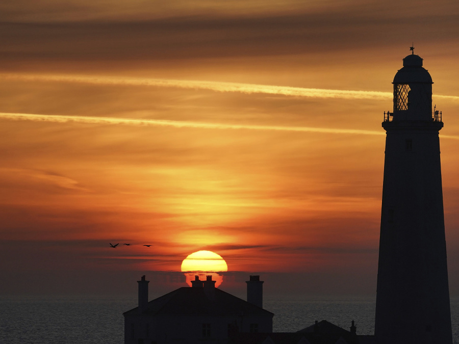 Lúče slnka vkročili do nového dňa s úsmevom