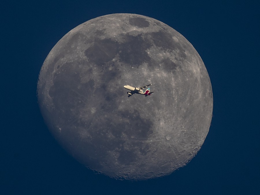 Mesiac v plnej kráse