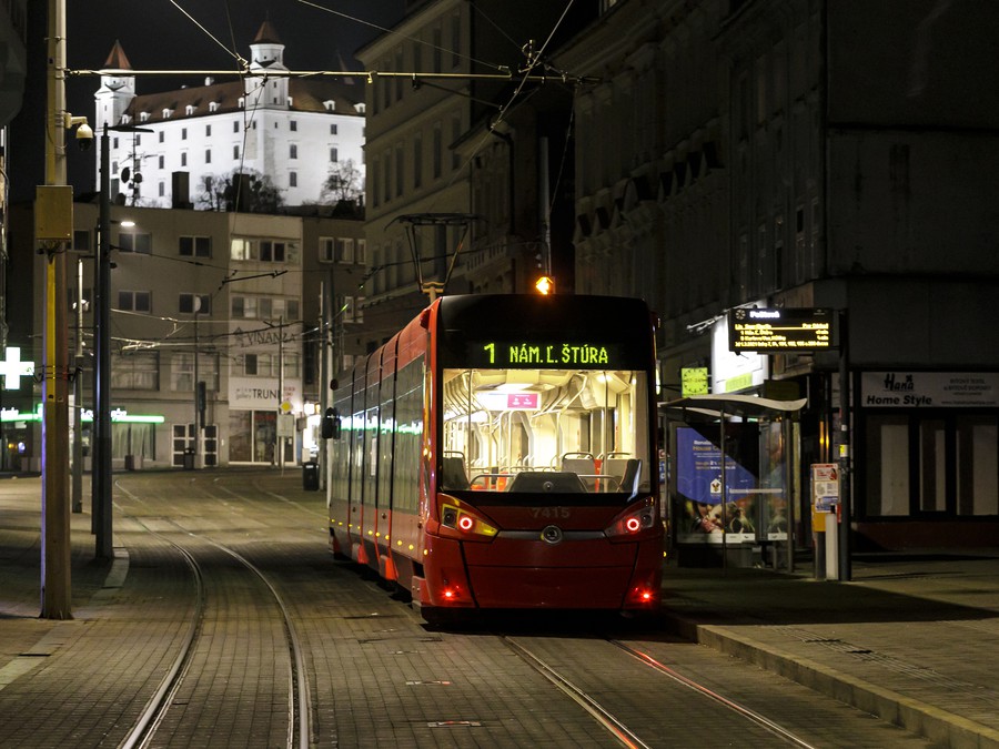 Čarovná nočná Bratislava